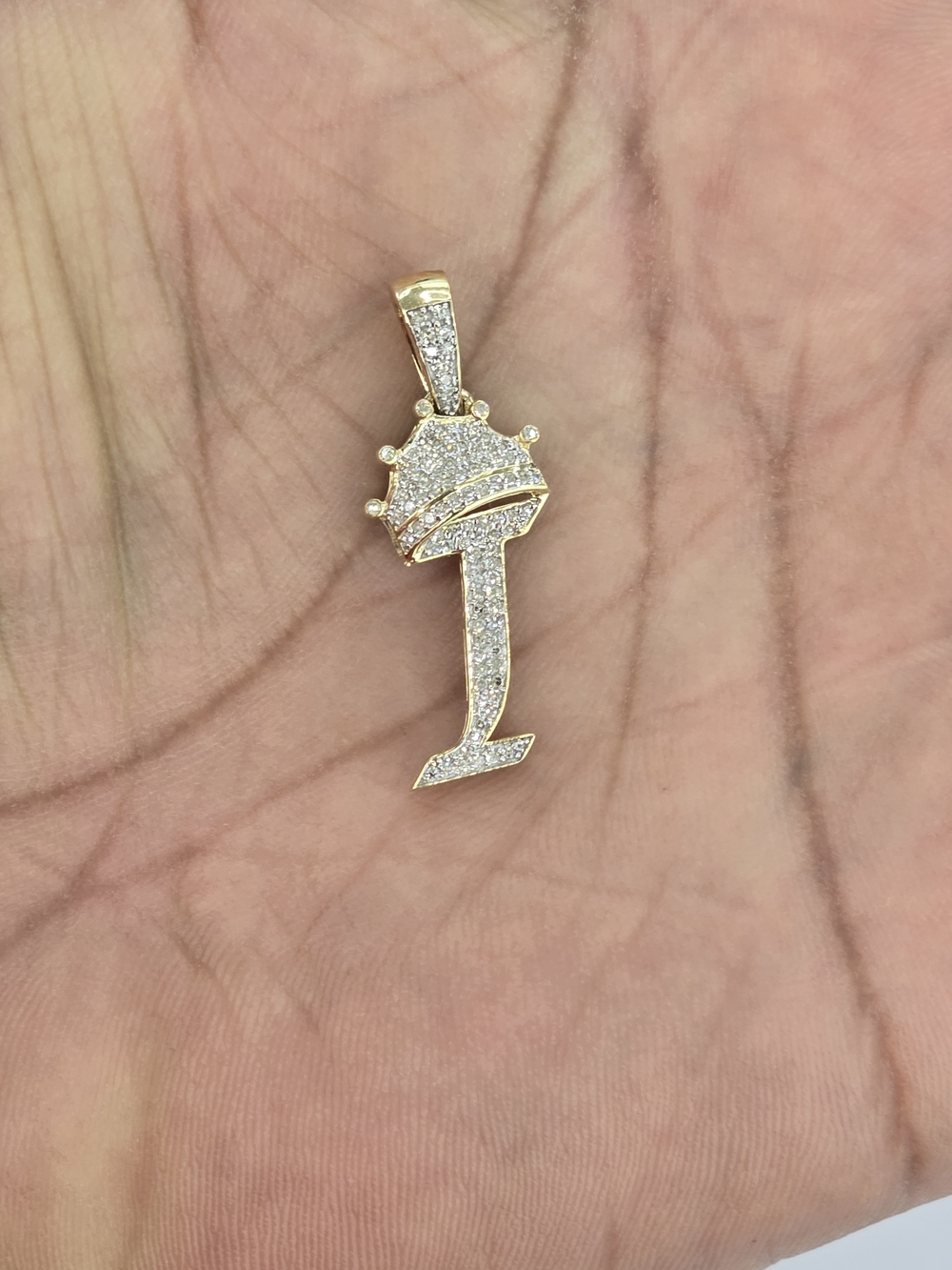 Real Diamond 10kt Gold Crown Initial I Pendant